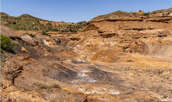 尾矿坝安全监测